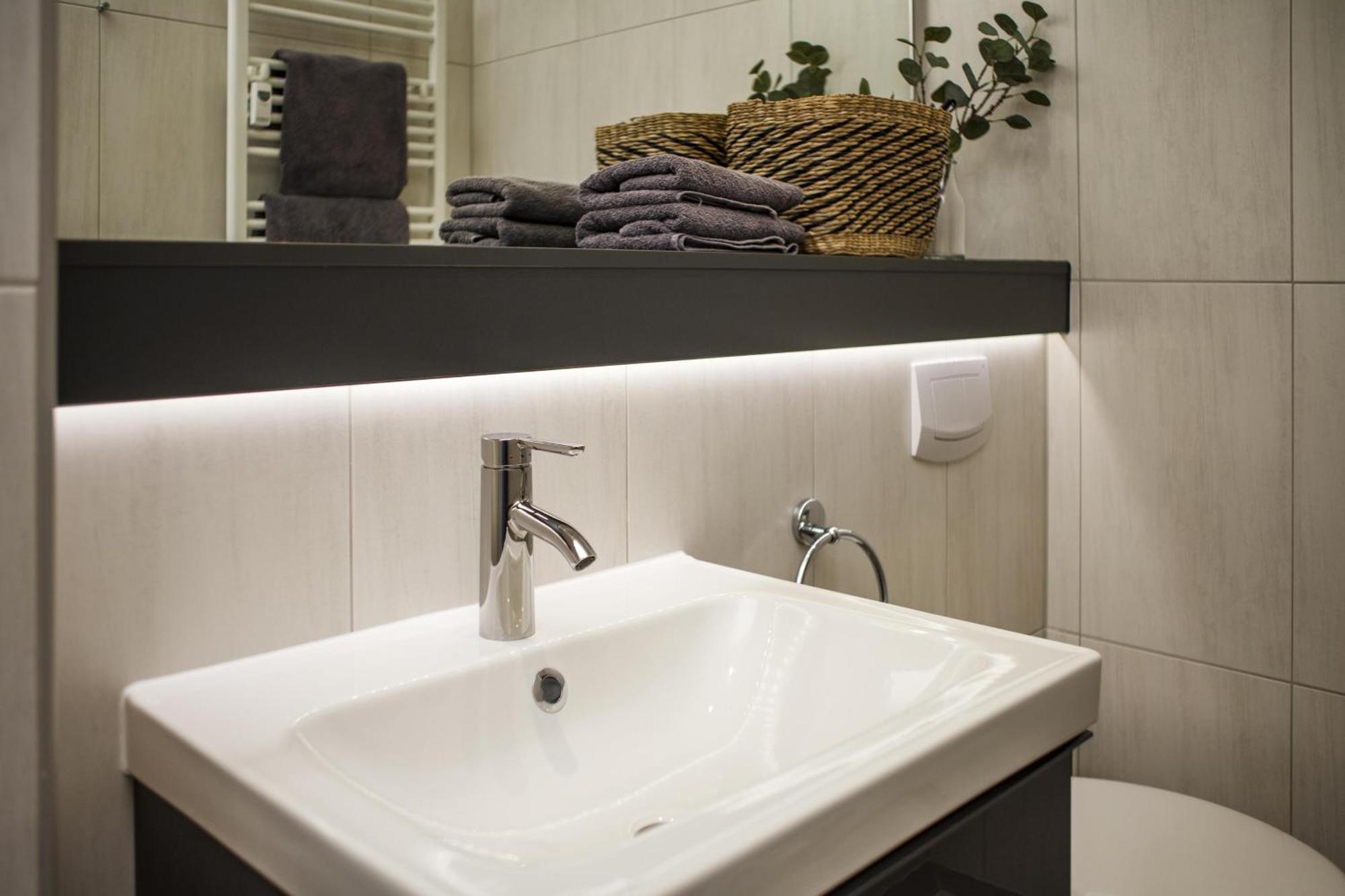 Ferienwohnung Villa Central - Luettje Nuest บอร์คุม ภายนอก รูปภาพ